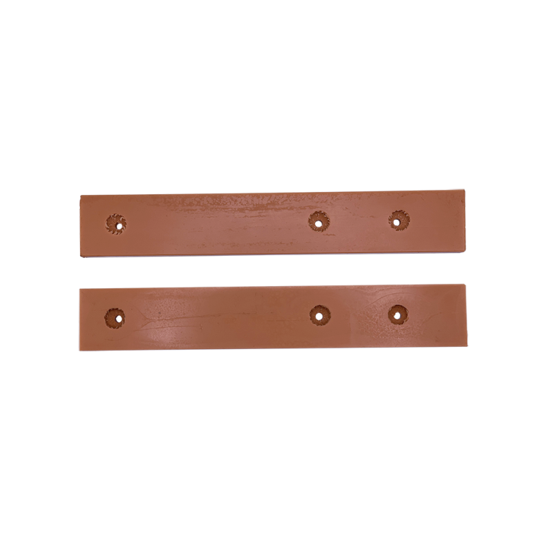 STREAMLINED RUBBER STRIP